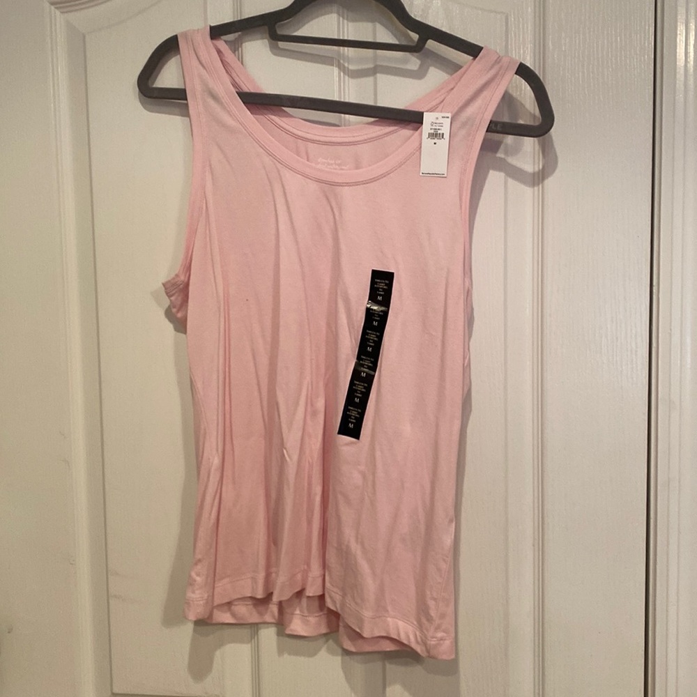 Pink Banana Republic tanktop!